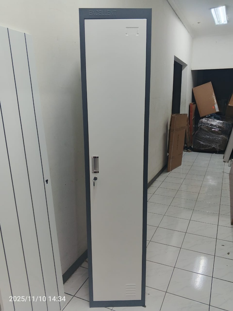 WARDROBE 001 NS 1 DOOR WITH 4 RACK WHITE